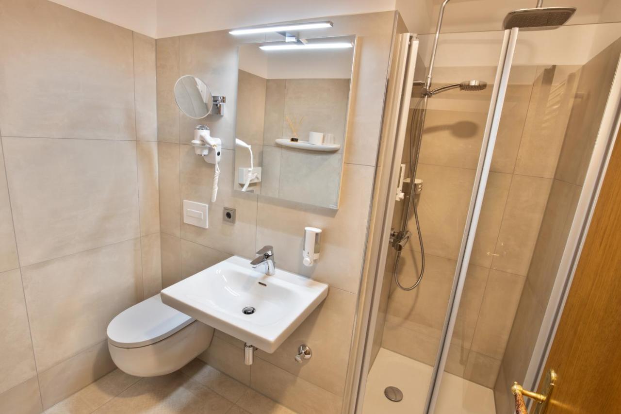 Deeke'S Quellenhof Hotel Lubbecke Luaran gambar